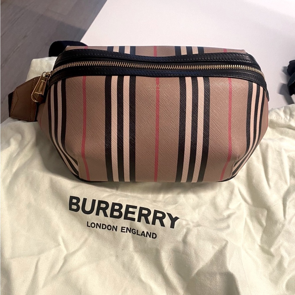 Burberry Sonny unisex stripe bumbag